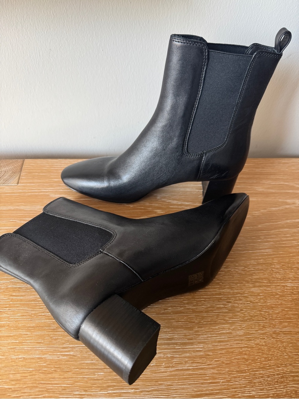 NIB! MADEWELL Women’s The Sylvia Chelsea Boot True Black Leather Size 11 NX087
